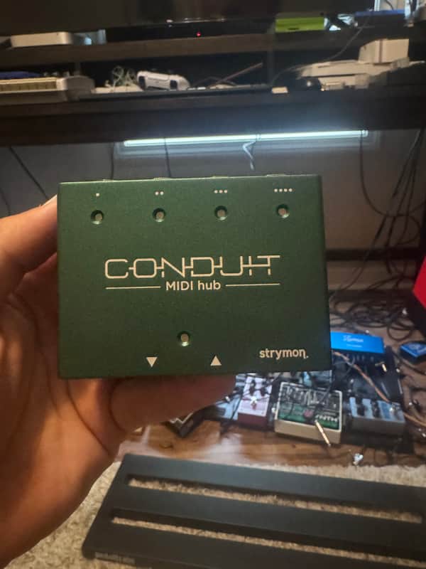 Strymon Conduit Midi Hub 2021 - Present - Green image 1