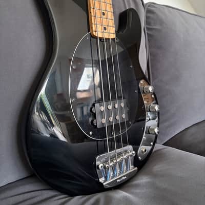 Ernie Ball Music Man StingRay 4 H 2EQ Black with Maple Fretboard 2005 image 2