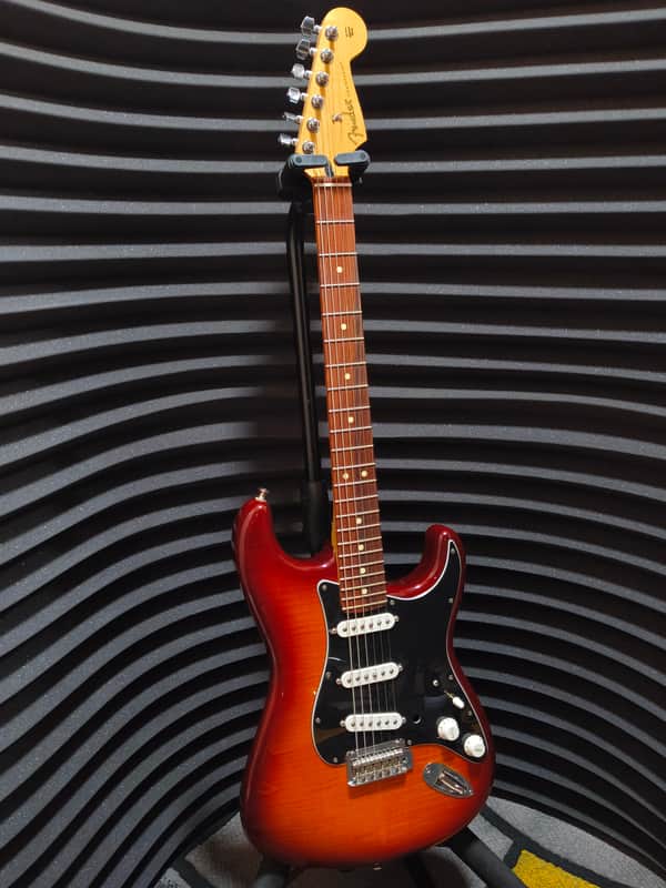 Fender Player Stratocaster HSS Plus Top with Maple Fretboard 2019 - 2024 - Aged Cherry Burst image 1