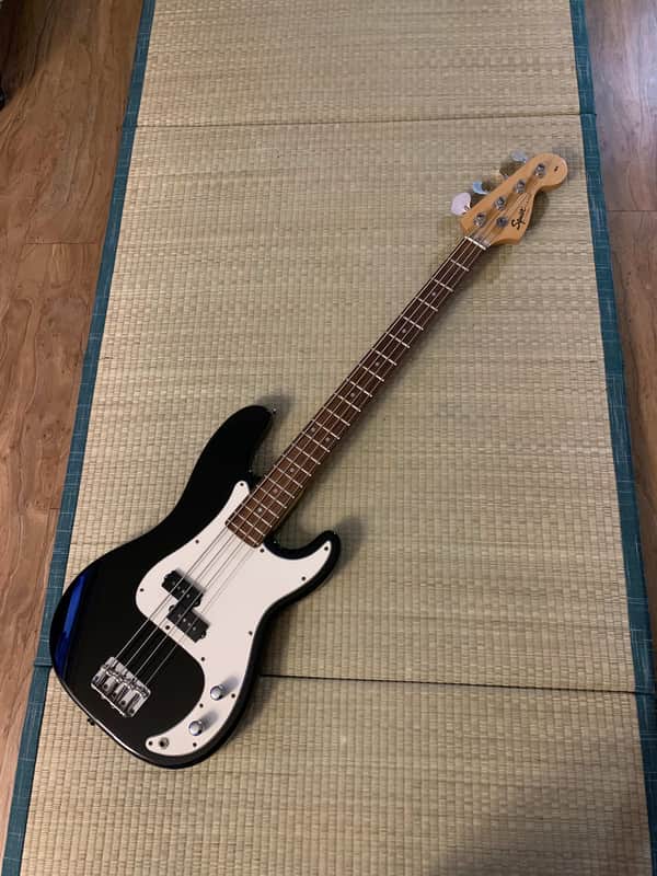 Vintage Squier P Bass 1997 Black - Rare NC Serial Made in China