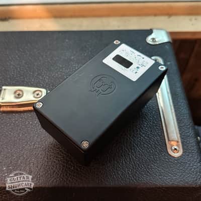 Walrus Audio Polychrome Analog Flanger - Black image 2