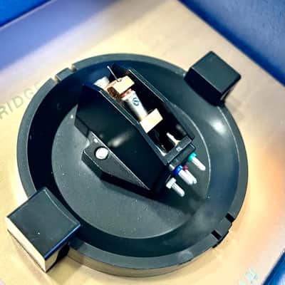 Dynavector DV XX2 MKII MC Moving Coil Phono Cartridge with flux damper, PCOCC coil, Alinco-5 magnet, PF Line contact Stylus on Boron Cantilever image 9