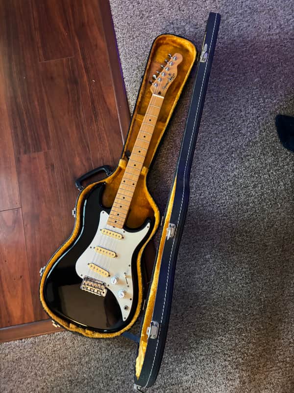 1988 MIJ Squier Bullet S3-T - Black image 1