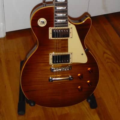 Chibson Les Paul Clone image 1