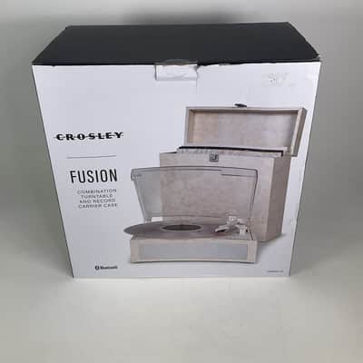 Crosley CR6041A-CR Fusion Bluetooth Turntable Cream With Carrying Case image 1