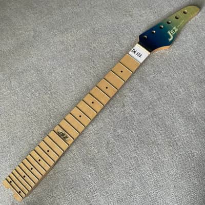 Mini Short Scales Guitar Maple Neck, 24 Frets Fretboard image 4