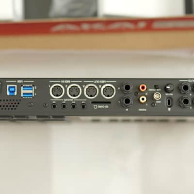 Akai MPC Live II Standalone Sampler / Sequencer 2020 - Present - Black image 5