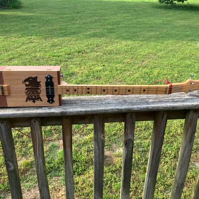 Undercrown Cigar Box Cigar Box Guitar image 7