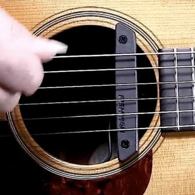 Fishman Rare Earth Magnetic Single-Coil Soundhole Pickup image 2