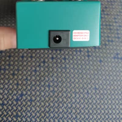 Boss TR-2 Tremolo (Silver Label) 1997 - Present - Green image 5