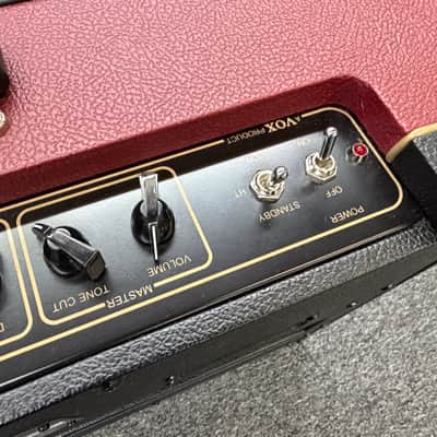 Vox AC15C1 Custom 2-Channel 15-Watt 1x12" Guitar Combo image 8