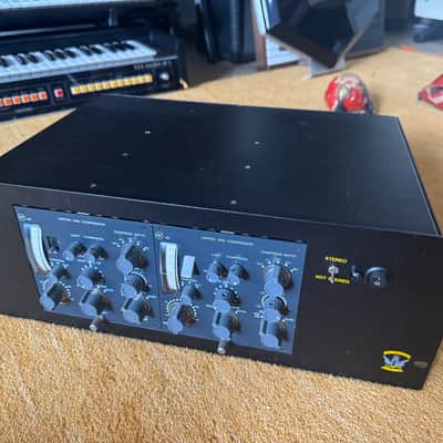 Neve 2254/E Compressor Limiter Racked Pair 1970s *deeply overhauled* Sold with WARRANTY image 4