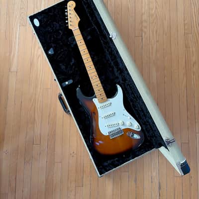 Fender Eric Johnson Thinline Stratocaster with Maple Fretboard 2018 - 2019 - 2-Color Sunburst image 7