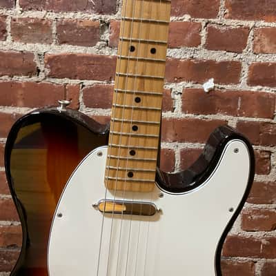 Fender Player Telecaster with Maple Fretboard 2018 - Present - 3-Color Sunburst image 3