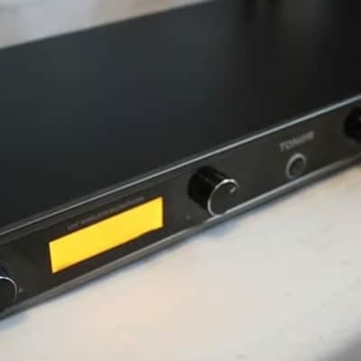 TONOR TW-820 UHF Wireless Microphone System no mics may24 #3m 1990-2020s image 2