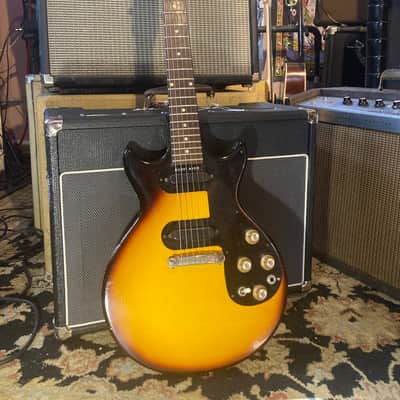 Gibson Melody Maker D DC 1964 - Vintage Sunburst 6 lbs 3.2 oz! image 2