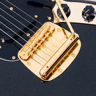 2025 Fender Traditional II ‘60s Mustang Black Pearl w/ Gold Hardware, Japan MIJ image 8