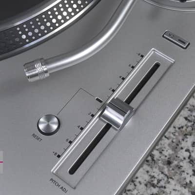 Technics SL-1200GR - Silver image 11
