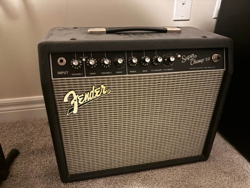Fender Super Champ X2 2-Channel 15-Watt 1x10" Guitar Combo 2012 - 2021 - Black image 1