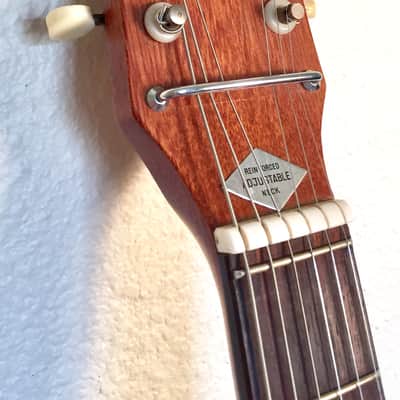 Funky guitar made from a vintage star wars action figure case The Vadercaster 2018 The dark side image 10