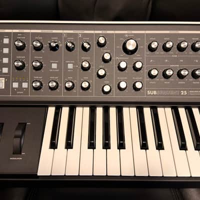 Moog Subsequent 25 Analog Synth 2020 - Present - Black image 1