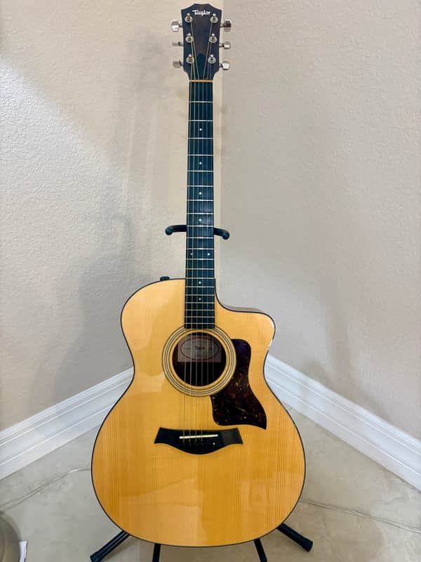 Taylor 214ce Plus