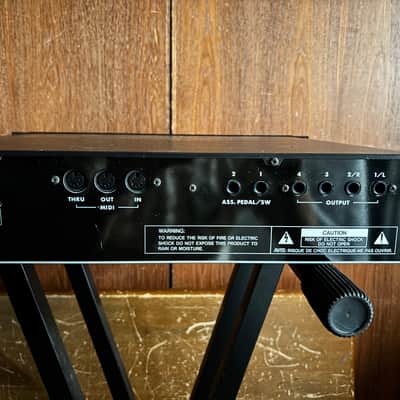 Korg M1R MUSIC WORKSTATION rack-mount module of M1 New internal battery image 7