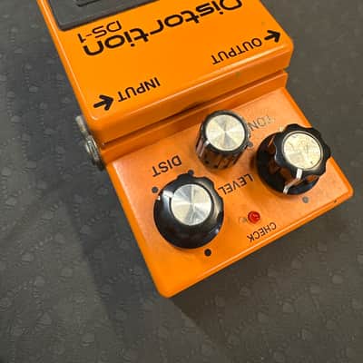 Boss DS-1 Distortion (Silver Label) 1994 - Present Orange image 2