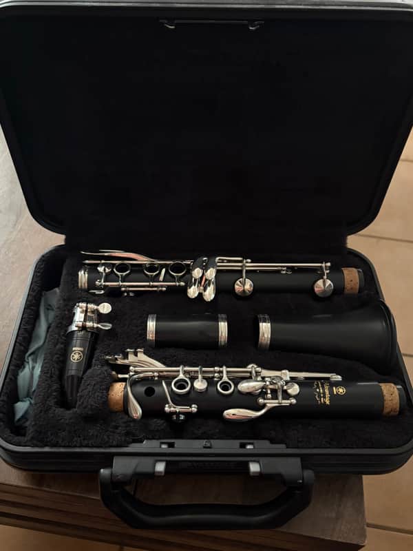 Yamaha YCL-200AD Bb Clarinet (Intermediate) - Black image 1