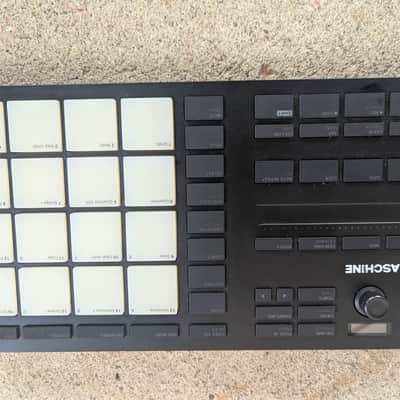 Native Instruments Maschine Mikro MKIII 2017 - Black image 2