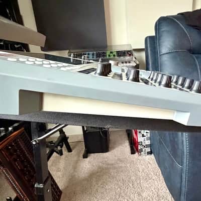 Akai MPC X Special Edition Standalone Sampler / Sequencer 2023 - Present - Grey image 6