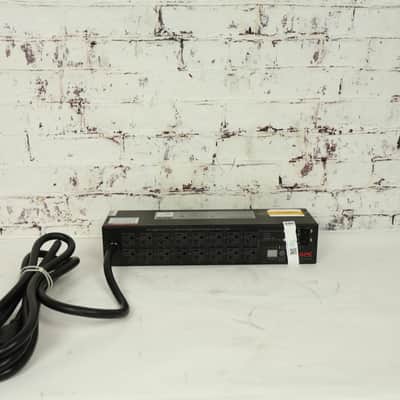 APC Rack PDU, Metered, 2U, 30A, 120V, (16) 5-20 image 1