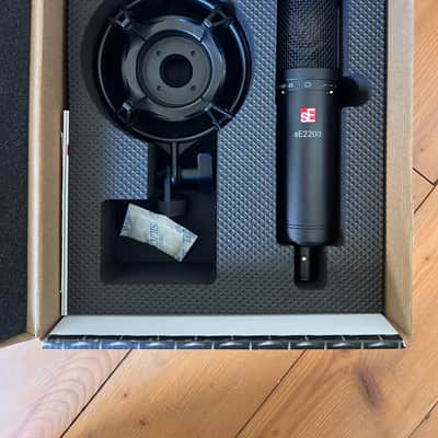 sE Electronics sE2200 Large Diaphragm Cardioid Condenser Microphone 2019 - Present - Black image 5