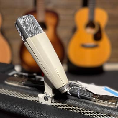 Sennheiser MD 421-N Cardioid Dynamic Microphone 1960s - 1980s - White image 3