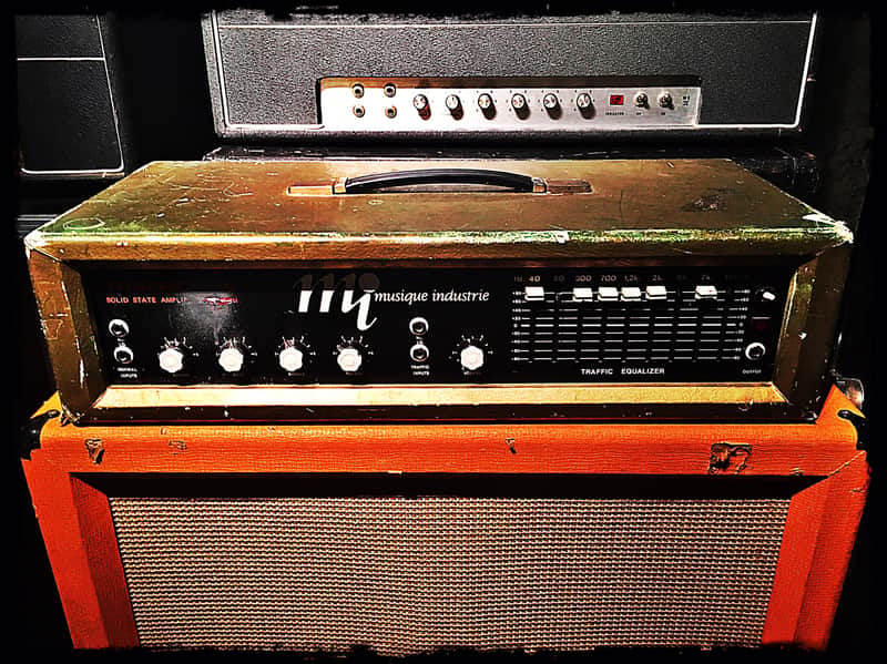 Musique industrie  Traffic 915 70's Gold sprayed ok white tolex image 1