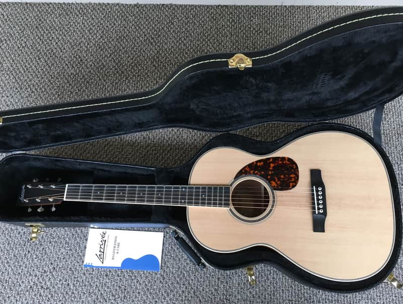 Larrivee 000-40 Mahogany OOO 12 fret image 1