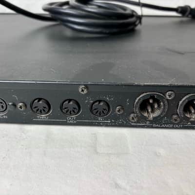 Roland GP-16 Digital Guitar Effects Processor with FC-100mkII Foot Controller 1989 - 1994 - Black image 11