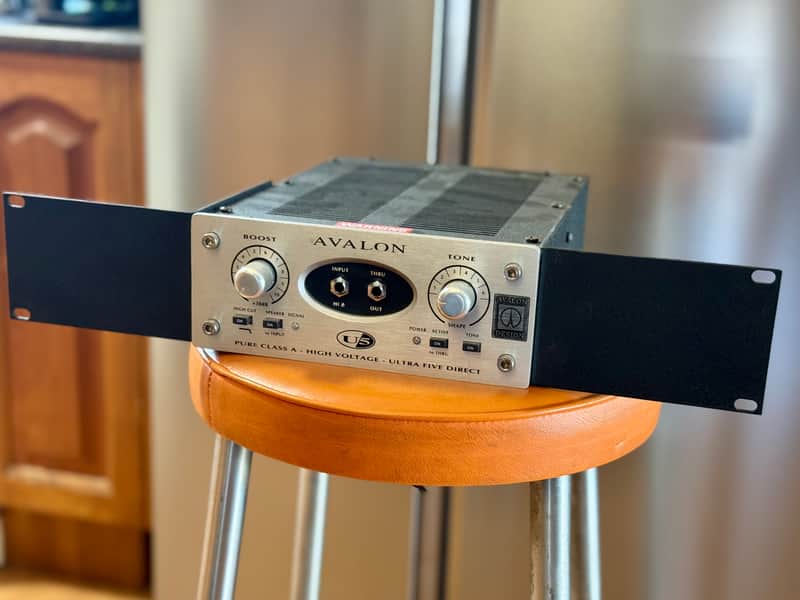 Avalon U5 Class A DI and Instrument Preamp — Owned From New, Rack Ears Included image 1