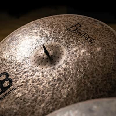 MEINL B22BADTLR Byzance Dark Big Apple Tradition Light Ride 22 Zoll dark image 8