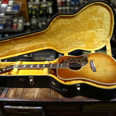 Gibson Custom Shop Murphy Lab '60 Hummingbird Reissue Light Aged 2023 - Present - Heritage Cherry Sunburst image 4