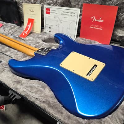 Fender American Ultra Stratocaster BRAND NEW LEFT HAND USA LH Lefty Handed SSS Strat Maple Neck Guitar image 6