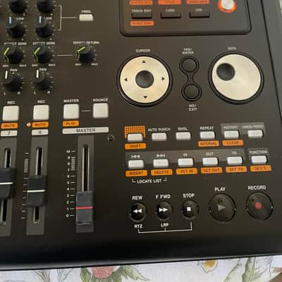 TASCAM Digital Portastudio DP 02 CF - Black image 5