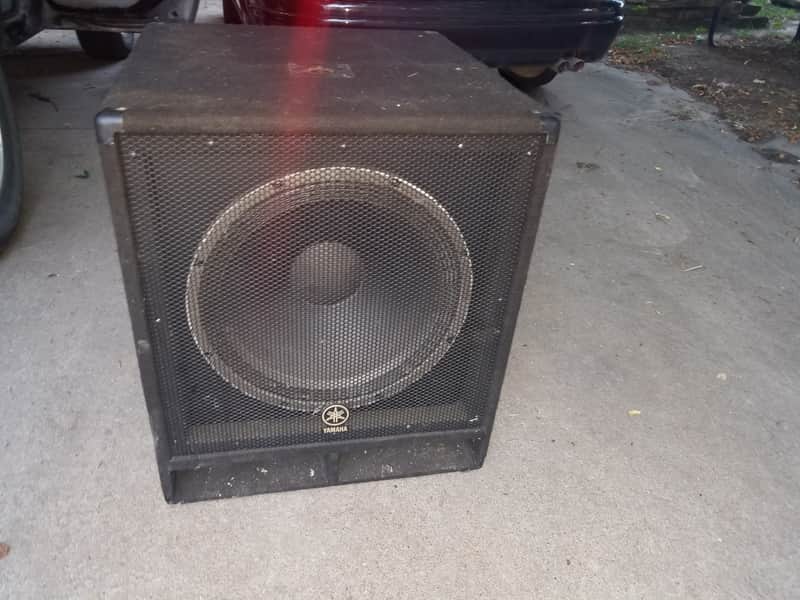 Yamaha SW118V Club V Subwoofer image 1
