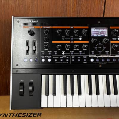 Roland JUPITER-Xm Keyboard Synthesizer w/ box, power supply image 2
