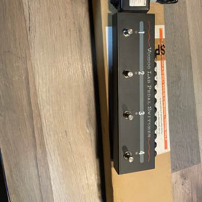 Voodoo Lab Pedal Switcher 4-Way Bypass Looper 2010s - Black image 3