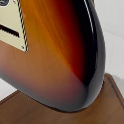 Fender American Deluxe Stratocaster HSS W/ OHSC 2000 - 3 Tone Sunburst image 18