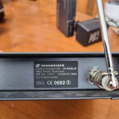 Sennheiser Stereo Transmitter SR 300+Sennheiser bodypack Reciver EK300 in Ear monitoring image 12