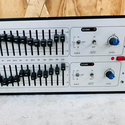Immagine Klark Teknik DN360 2-Channel 31 Band Graphic Equalizer - Working - READ #530 - 3