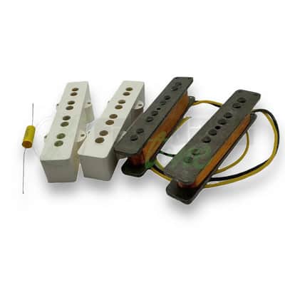 Kloppmann 4 String Jazz Bass® Pickup Set - JB 71 Set / White Covers image 1