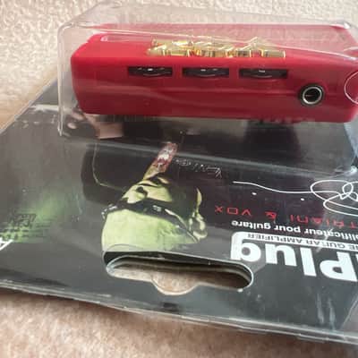 Vox amPlug Joe Satriani Signature Battery-Powered Guitar Headphone Amplifier 2010 - 2014 - Red image 6